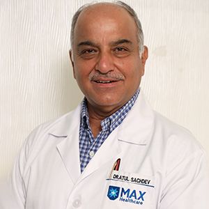 Dr. Atul Sachdev's Image