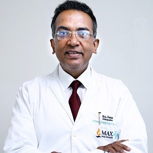 Dr. Lavindra Tomar's Image