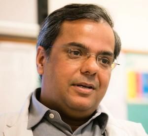 Dr. Bharat Aggarwal's Image