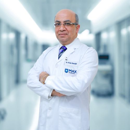 Dr. Vivek Nangia's Image